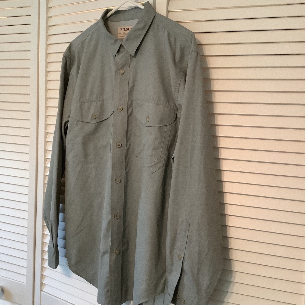 Filson Vented Performance Fishing Shirt Men M Light Green Long Sleeve